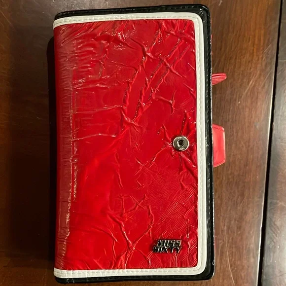 Miss sixty red wallet - Picture 1 of 4